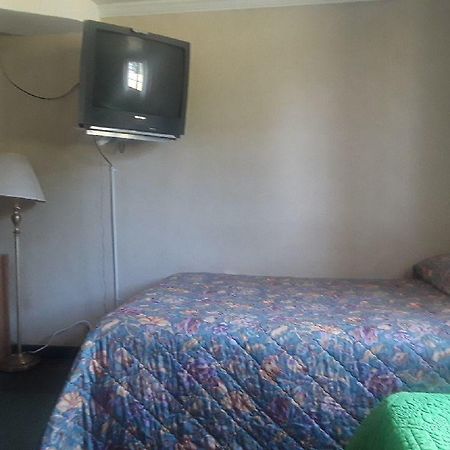 Maples Motel Сандаски Экстерьер фото
